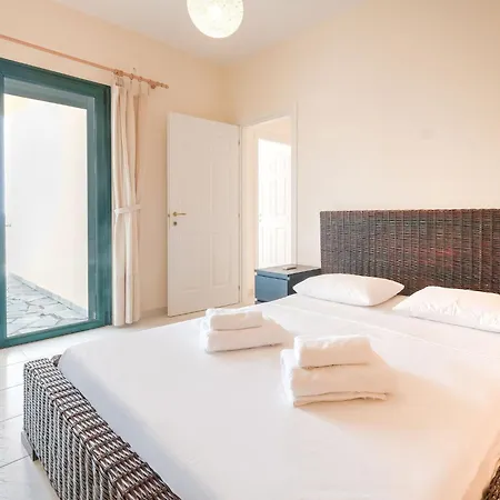 In Greece By Kissakas *